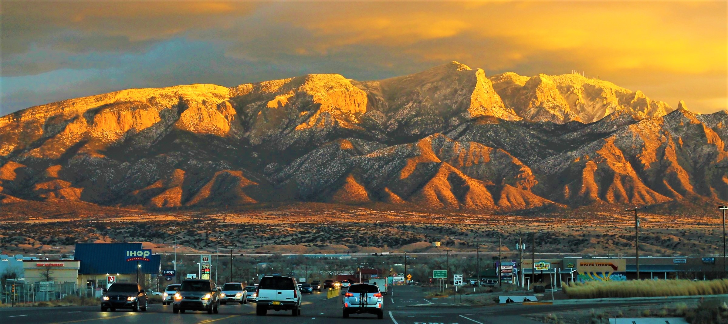 us_route_550_with_sandia_mountains.jpg